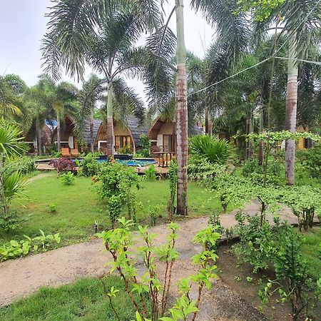 G Two Cottages Gili Air Bagian luar foto