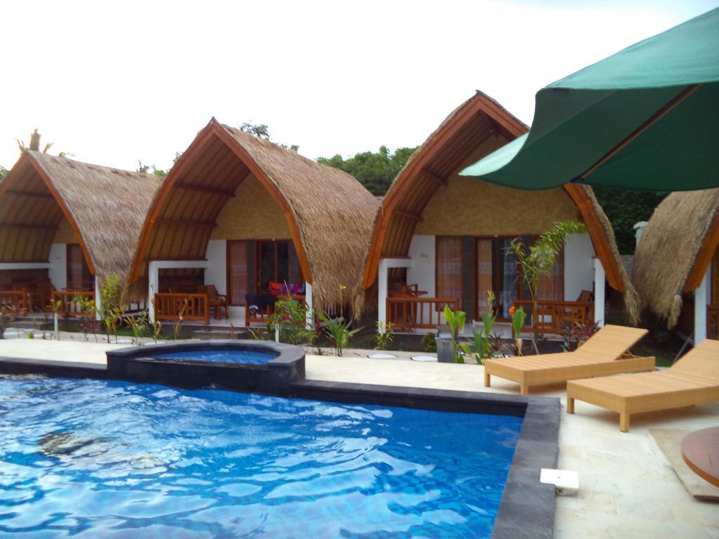 G Two Cottages Gili Air Bagian luar foto